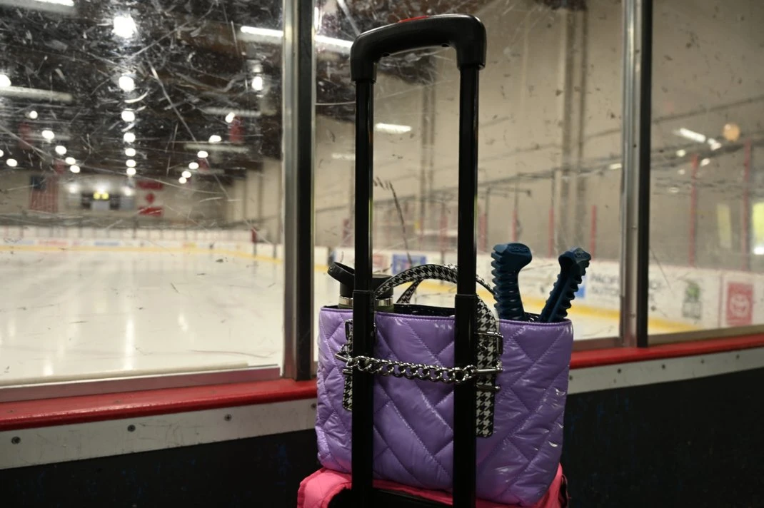 Kiss & Cry Angels Skate Tote 4 Kiss & Cry Angels Skate Tote - Image 2